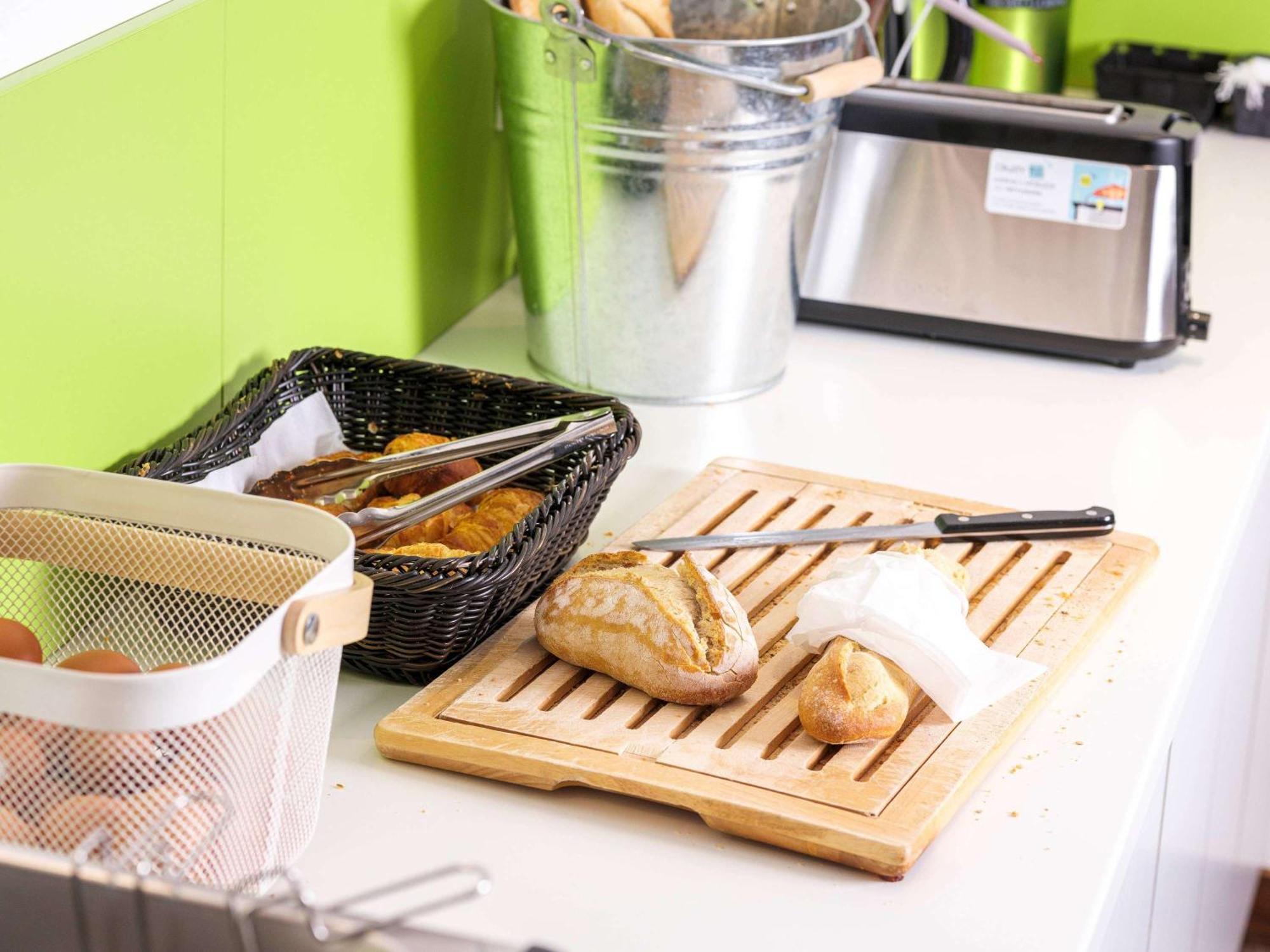 Ibis Styles Sarrebourg Hotell Exteriör bild